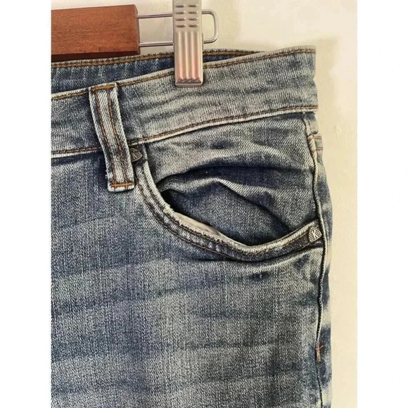Women's KUT from the Kloth Blue Distressed Jeans Size 16W EUC! - Picture 4 of 12